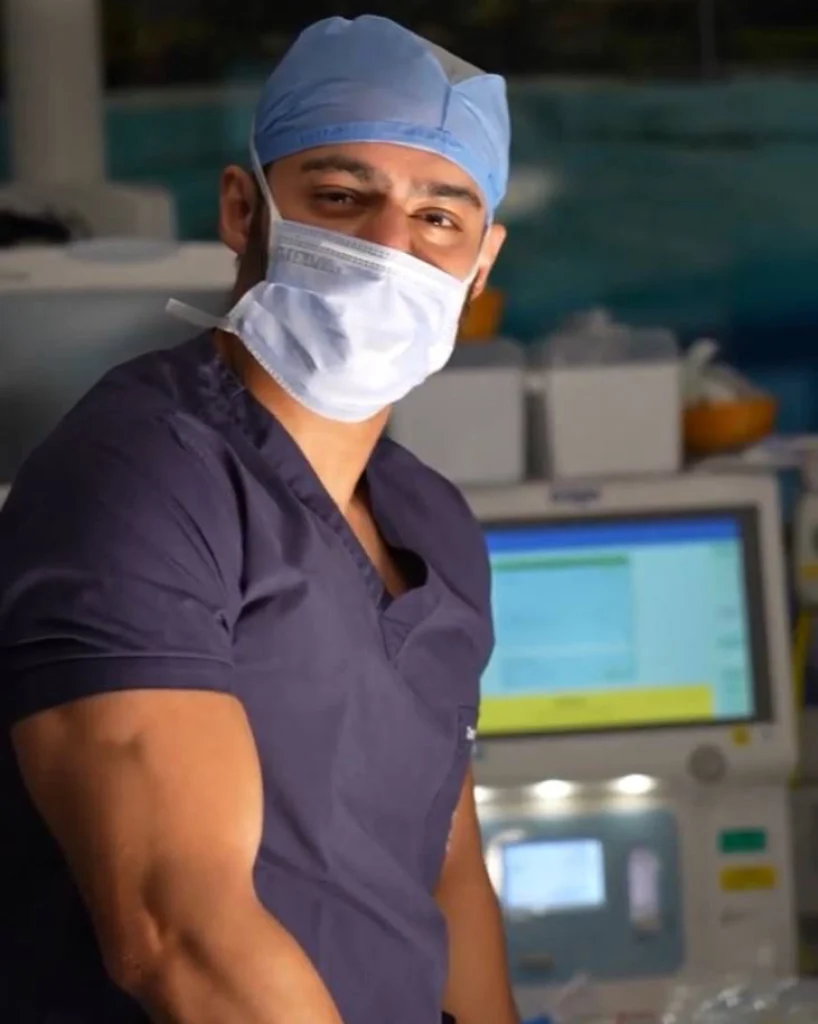 Dr. Hardik Ganatra (3)